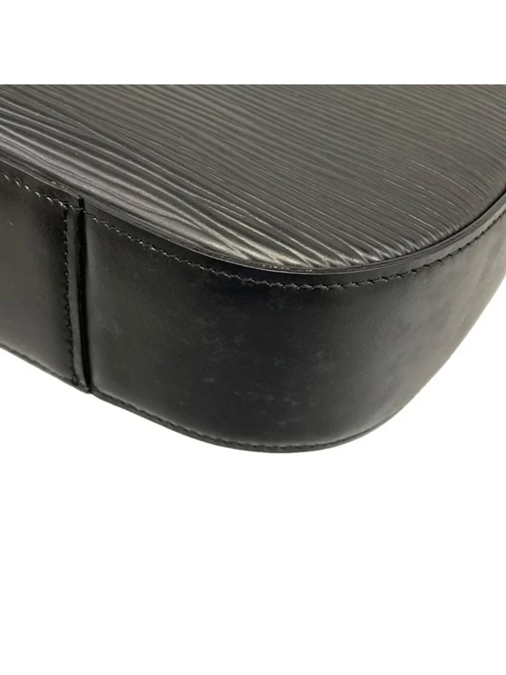 Louis Vuitton Shoulder Bag Epi Reverie Noir Leather